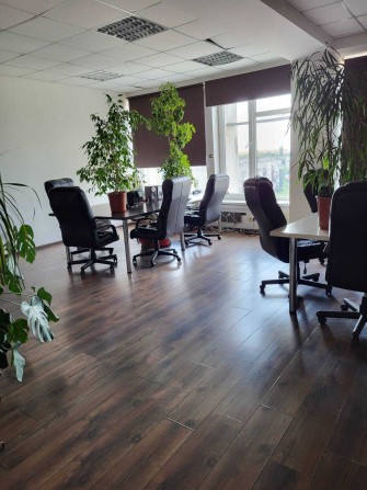 Здається в оренду приміщення (офіс) в центрі Ужгорода пл. Ш.Петефі - фото 1