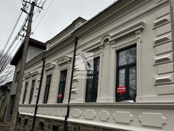 Здача фасадного приміщення в центрі Ужгорода! Любий вид діяльності! Ужгород