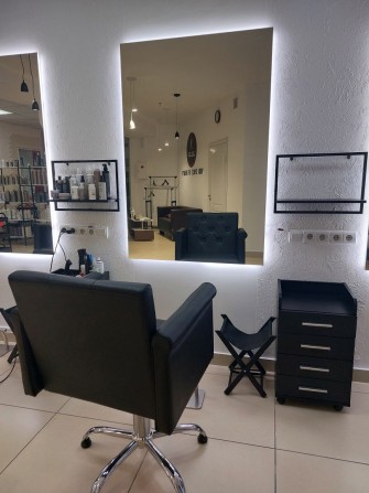 Оренда місця для майстра по нарощенню , перукаря, візажиста, бровиста - фото 1