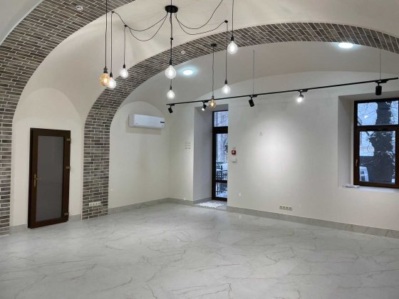 Оренда під магазин (у нас завжди є світло) Чернівці