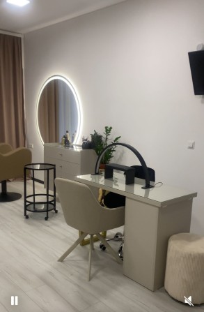 Оренда столу для манікюру. Світло є завжди! - фото 1