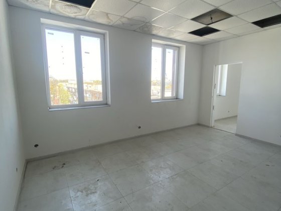 Здаєтся в оренду приміщення в центрі Рівного. Оренда офіс Рівне