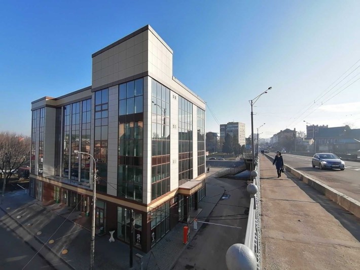 ЦЕНТР 608м2 Здам приміщення з Панорамними вікнами за ХОРОШОЮ Ціною - фото 1