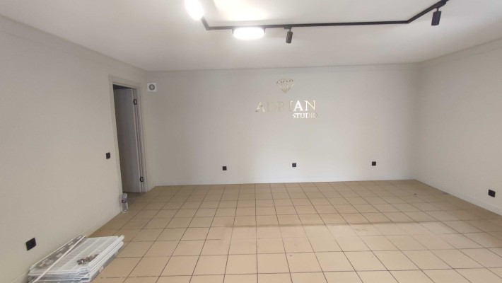 Ужгород. Оренда приміщення під магазин, склад, офіс. Поруч ТЦ Дастор - фото 1