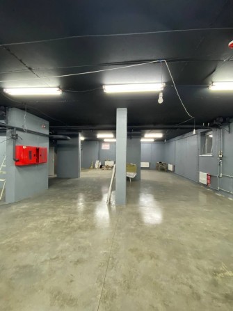 Підвальне приміщення 173.8м2. Центр. Світло завжди - фото 1