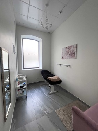 Оренда кабінету для косметолога/масажиста/майстра манікюру/бровіста - фото 1