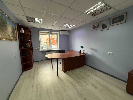 Офіс та складське приміщення Черкаси