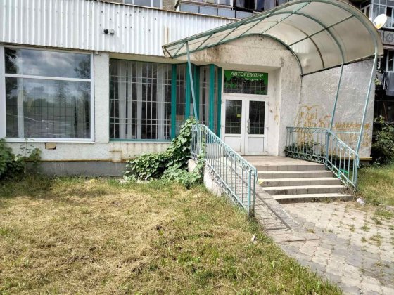 Оренда комерційного приміщення по вул . Шумна 32 Ужгород