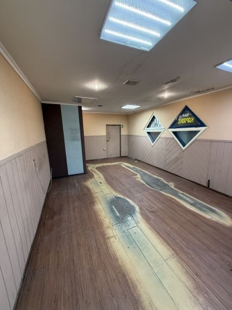 Оренда комерційного приміщення, по вул. Вінниченка (р-н Гардеробу). - фото 1