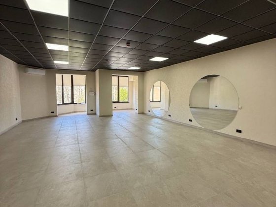 Оренда просорого приміщення Ужгород