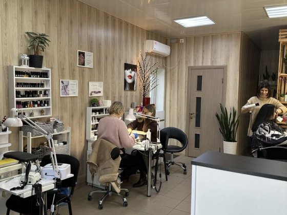 Майстр манікюру оренда Черкаси