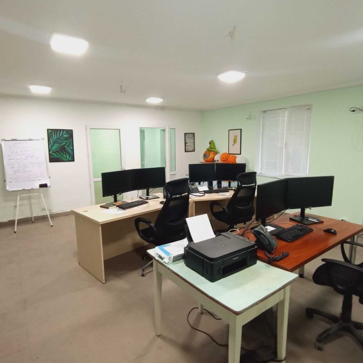 Оренда офісного приміщення на вул. Тролейбусна 15А - фото 1