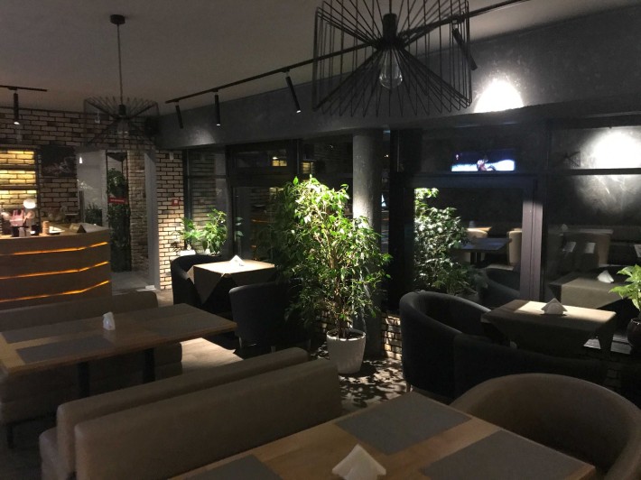 Здам в оренду комерційне приміщення в самому центрі міста - фото 1