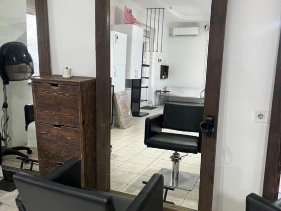 Здам в оренду робоче місце перукар, майстер манікюру, масажист Чернівці