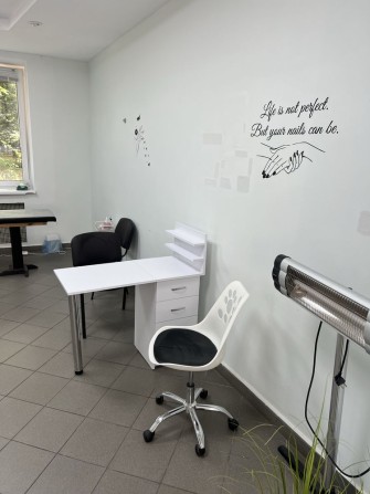 Оренда манікюрного місця - фото 1