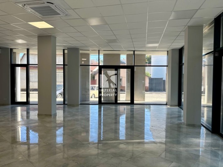 Здача просторого офісу в центрі міста! Підійде під любий вид діяльност - фото 1