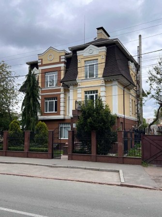 Здається приміщення цокольного поверху по вул Олега Міхнюка - фото 1