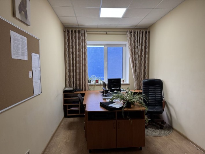 Здам офіс з ремонтом і меблями - фото 1