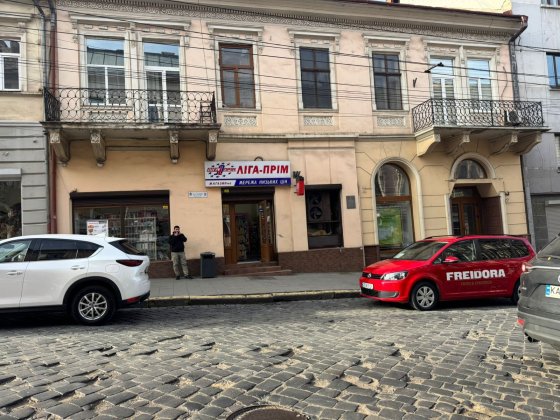 Приміщення в центрі міста Чернівці