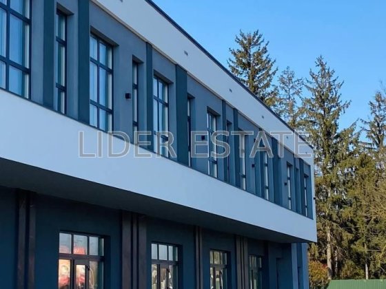 Здається в оренду комерційне приміщення різного розміру Ужгород
