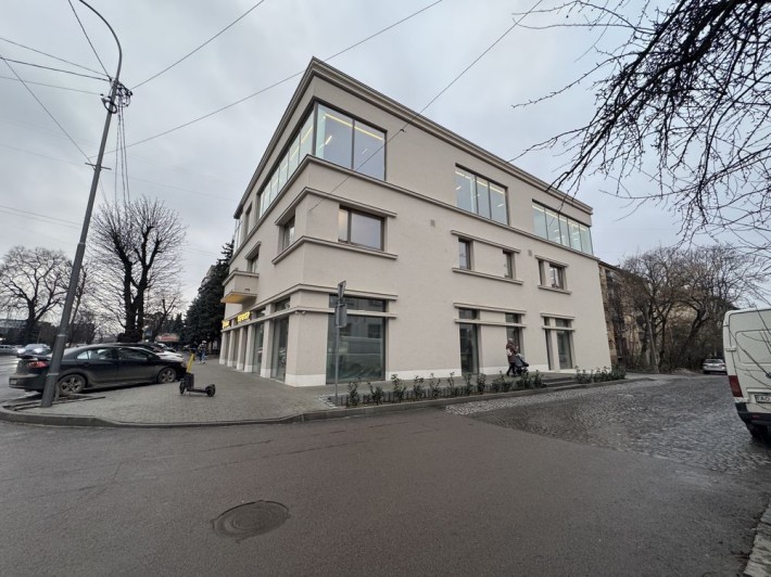 Оренда Комерції/Центр міста/Трафік 1000+ - фото 1