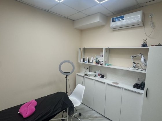 Оренда кабінету косметолога у центрі Києва Хрещатик (з паркуванням) Київ