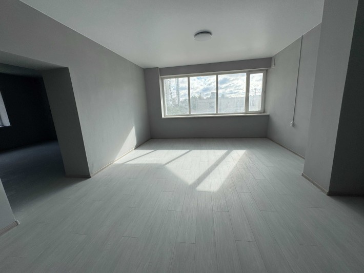 Приміщення під офіс по вул. Б. Вишневецького - фото 1