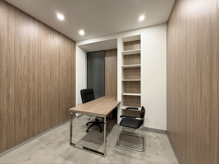 БЕЗ % Оренда офісу 115 м² з складом і паркінгом Пухівська 2, Троєщина - фото 1