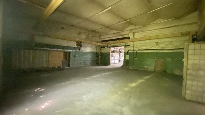 Оренда виробничих або складських приміщення 1000 м2 в Чернівцях - фото 1