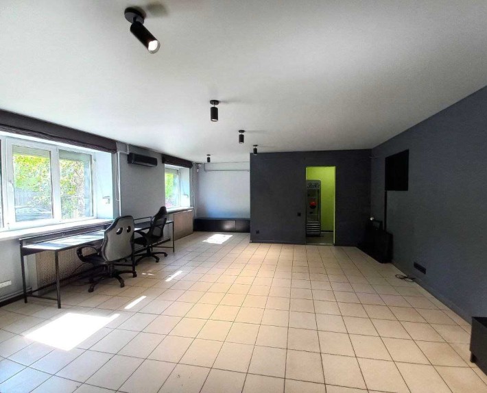 Здам в оренду приміщення в центрі міста - світло без відключень - фото 1