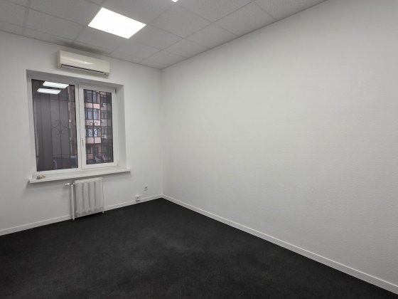 Оренда  Офісу  Дмитрівська 69 Центр 78 м2 Житловий фонд