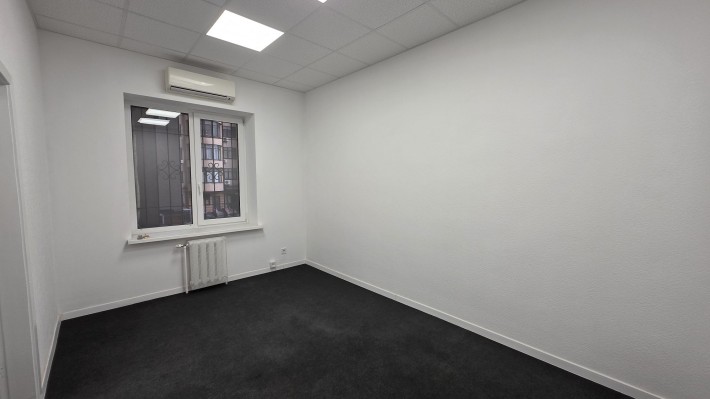 Оренда  Офісу  Дмитрівська 69 Центр 78 м2 Житловий фонд - фото 1