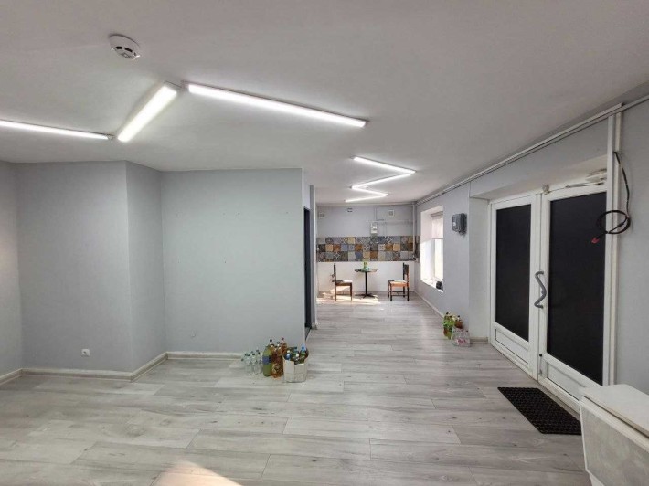 Здається в оренду комерційне приміщення в центрі Ужгорода, 86м2 - фото 1