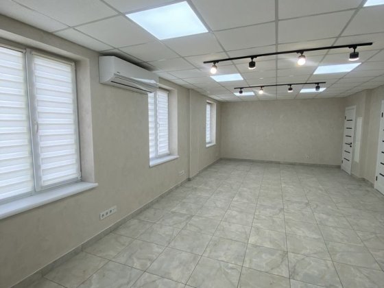 Терміно! Оренда фасадного приміщення. Рн Словянка. Винница