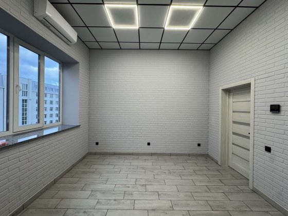 Оренда приміщення вільного призначення, Словʼянка, 16м2. Є інвертор. Винница