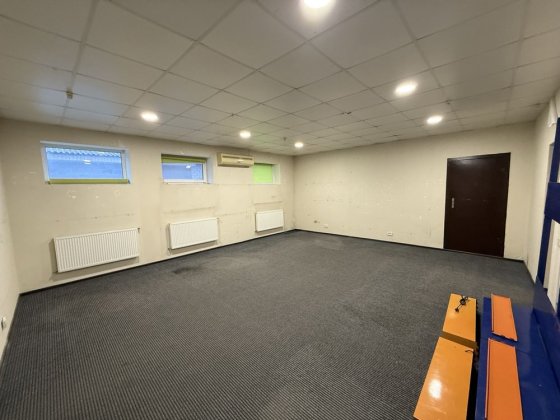 Здам в оренду склад, є світло, вул. Благовісна - С.Бандери Черкаси