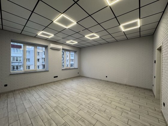 Оренда приміщення | в кабінеті є вода, інвертор | Словʼянка Винница