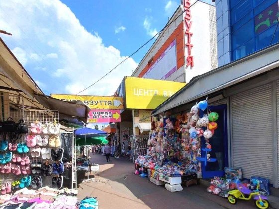 Здам в оренду торгові павільйони на центральному ринку від 15 до 700м2 Чернігів