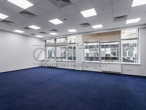 Аренда офиса кабинетного типа БЦ Иллинский Контрактовая площадь Подол