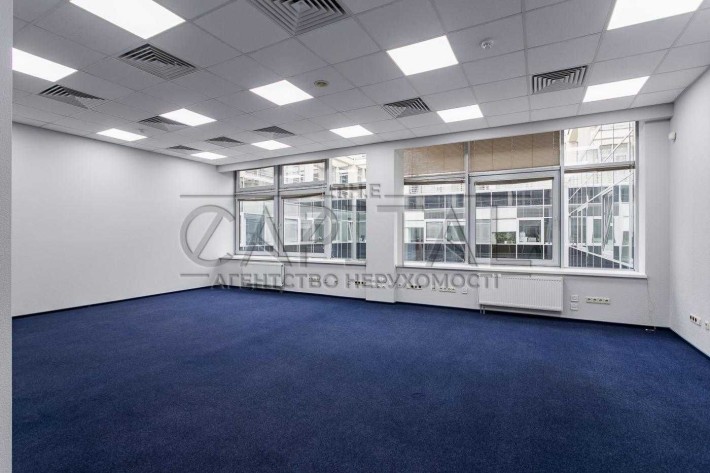 Аренда офиса кабинетного типа БЦ Иллинский Контрактовая площадь Подол - фото 1