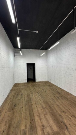 ОРЕНДА: комерційне приміщення, фасад - 27 м², житловий масив МАСАНИ - фото 1