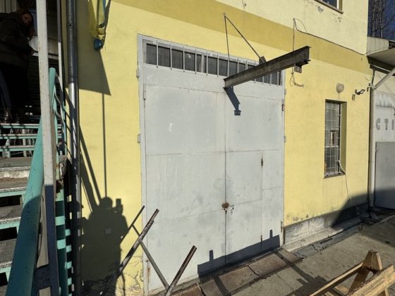 Здається прим під виробницьтво  та офіс Чернівці