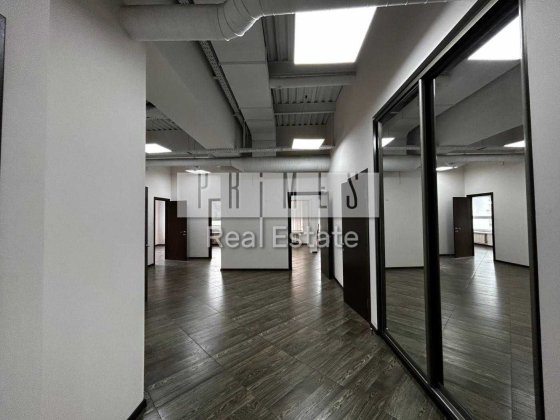 Оренда приміщення з ремонтом, вул. Сім'ї Прахових, 58/10, Паньківщина Киев