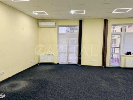 Просторий офіс центр  Печерськ оновальця Євгена 36Е біля Лесі Українки Київ