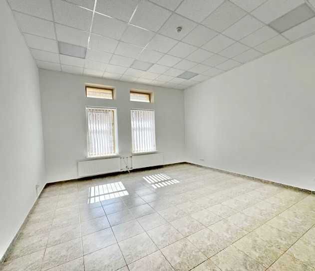 Здається в оренду офіс 32.2 м2, в центрі міста, вул. Хрещатик - фото 1