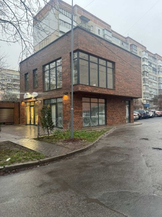 Здам комерційне приміщення на провулку Антонова 3030 - фото 1