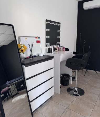 Оренда Стіл бровіста візажиста бьюті майстера кушетка лашмейкера - фото 1