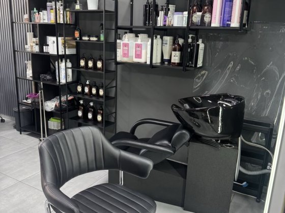 Здається місце для перукаря Вінниця