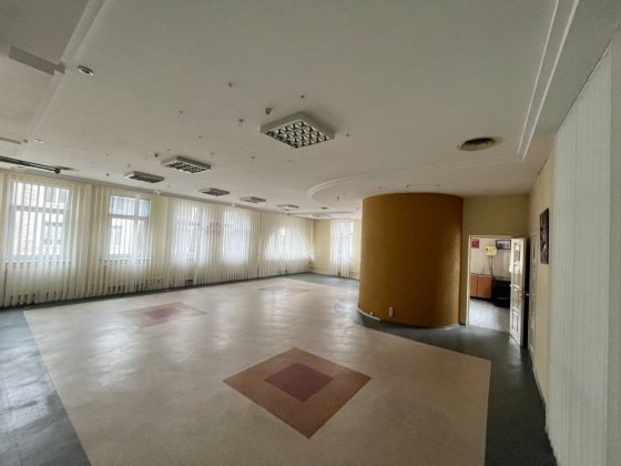 Аренда 832,6м2 Центр Клары Цеткин Днепр