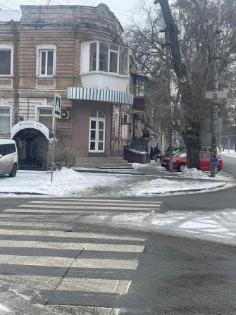 Оренда приміщення червона лінія, проспект Лесі Українки - фото 1